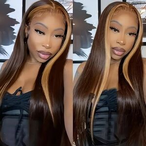 Gold Moneypiece Highlight on dark brown Hair, 24 inches 13x4 Lace front wig